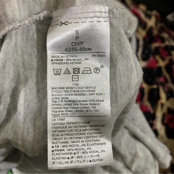 Banana Republic grey white stripe tee‎ sz small - Picture 4 of 6